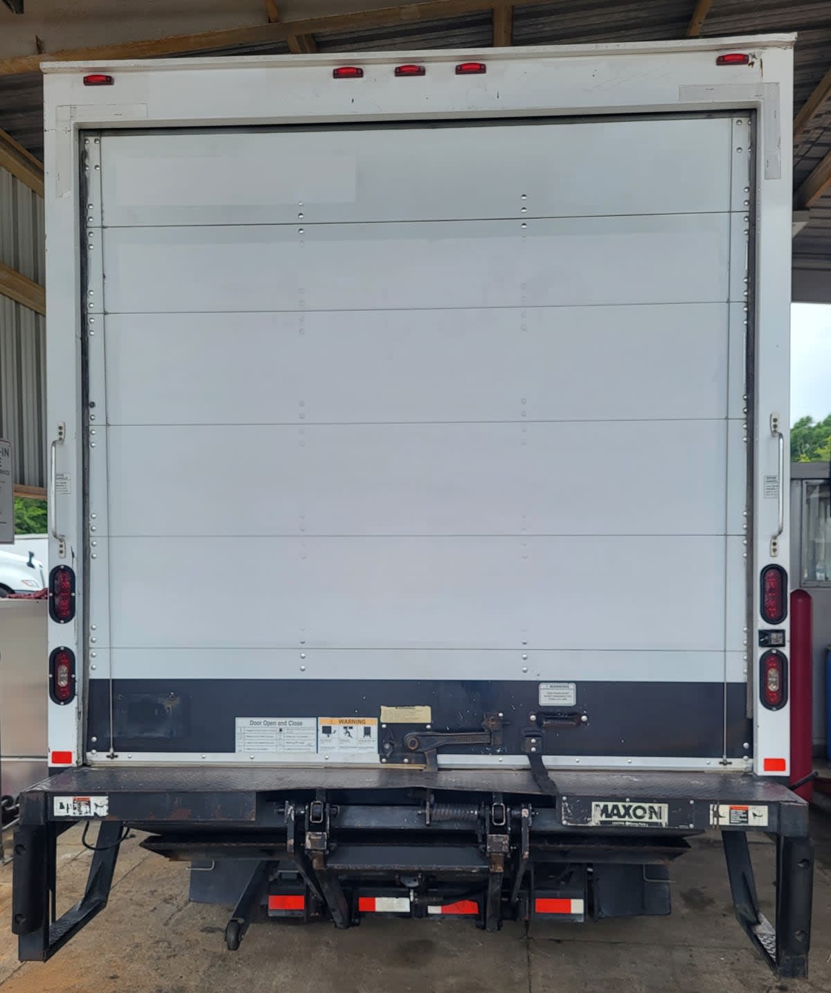 2018 Isuzu NPR HD 761738