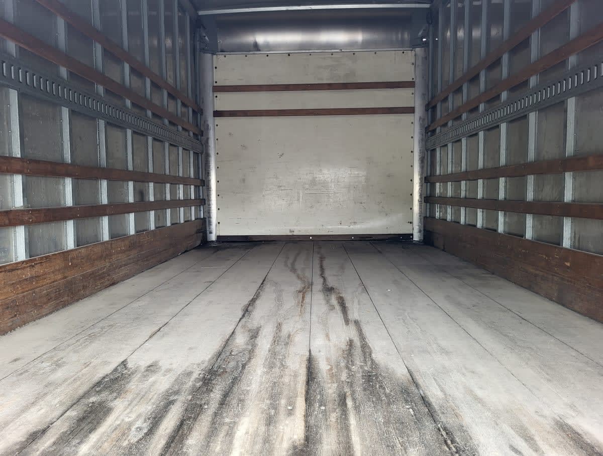 2018 Isuzu NPR HD 761738
