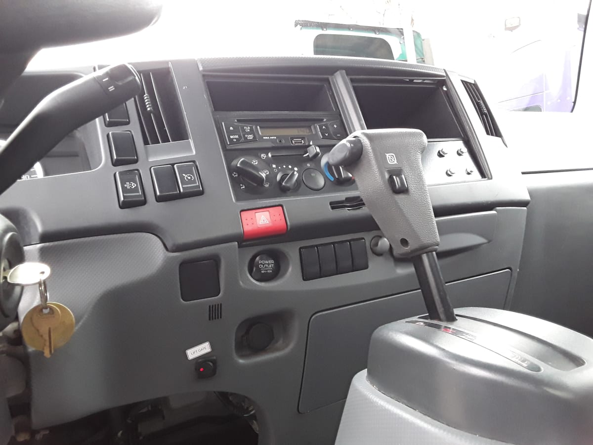 2018 Isuzu NPR HD 761755