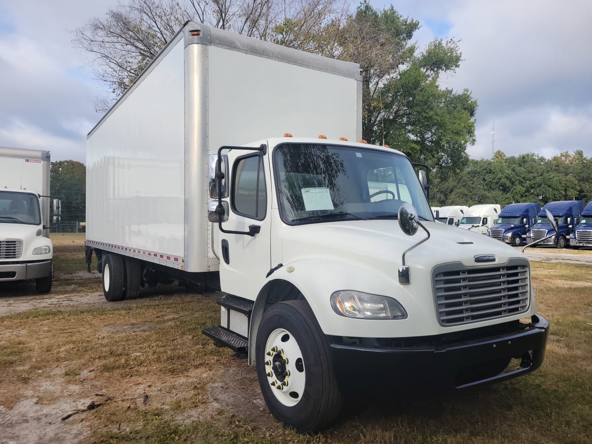 2018 Freightliner/Mercedes M2 106 761805