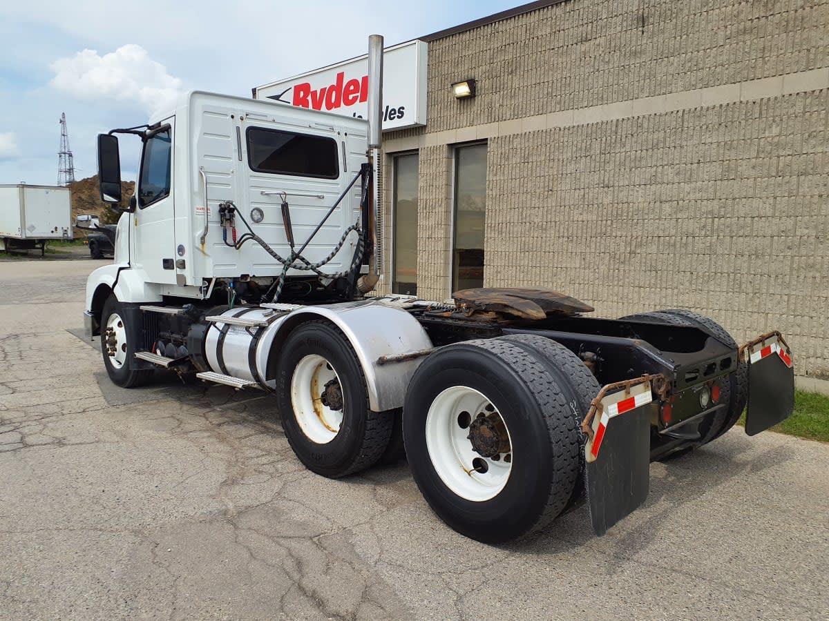 2018 Volvo VNL64TRACTOR 761831