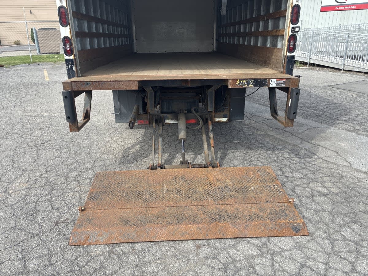 2018 Isuzu NPR HD 761853