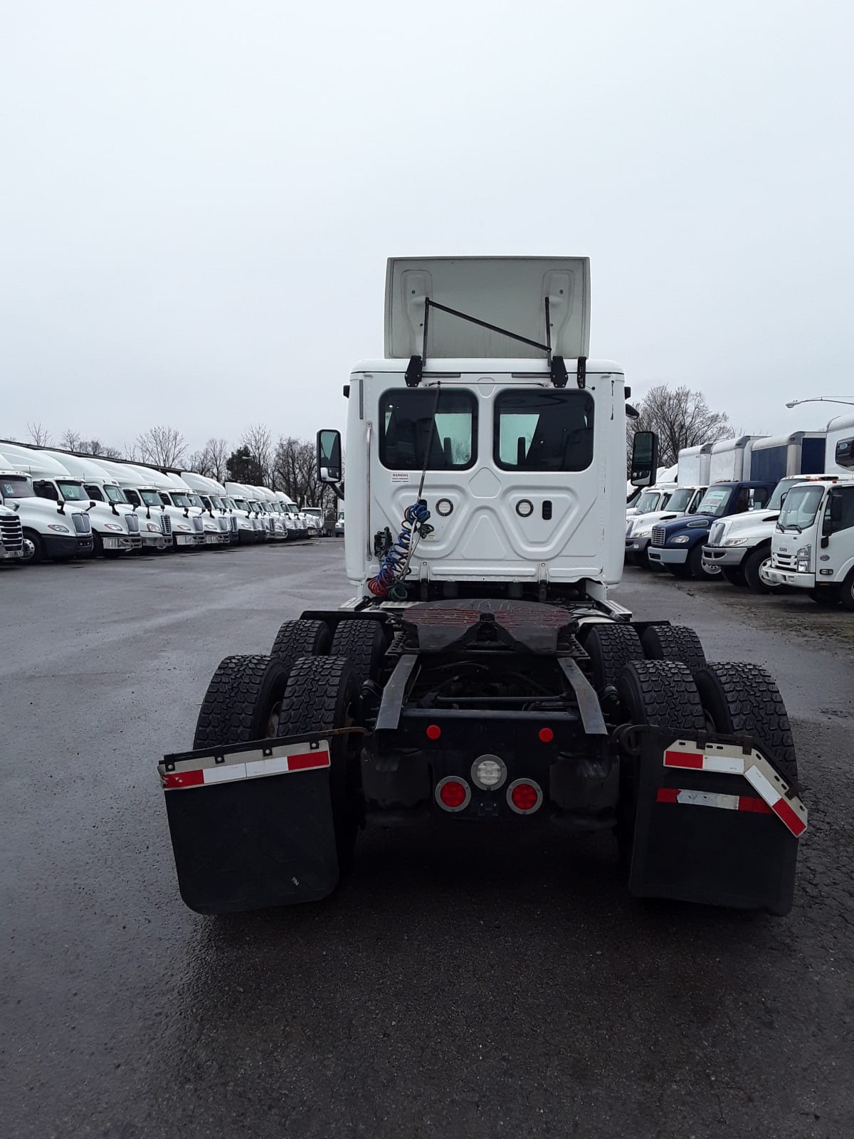 2018 Freightliner/Mercedes CASCADIA 125 761921