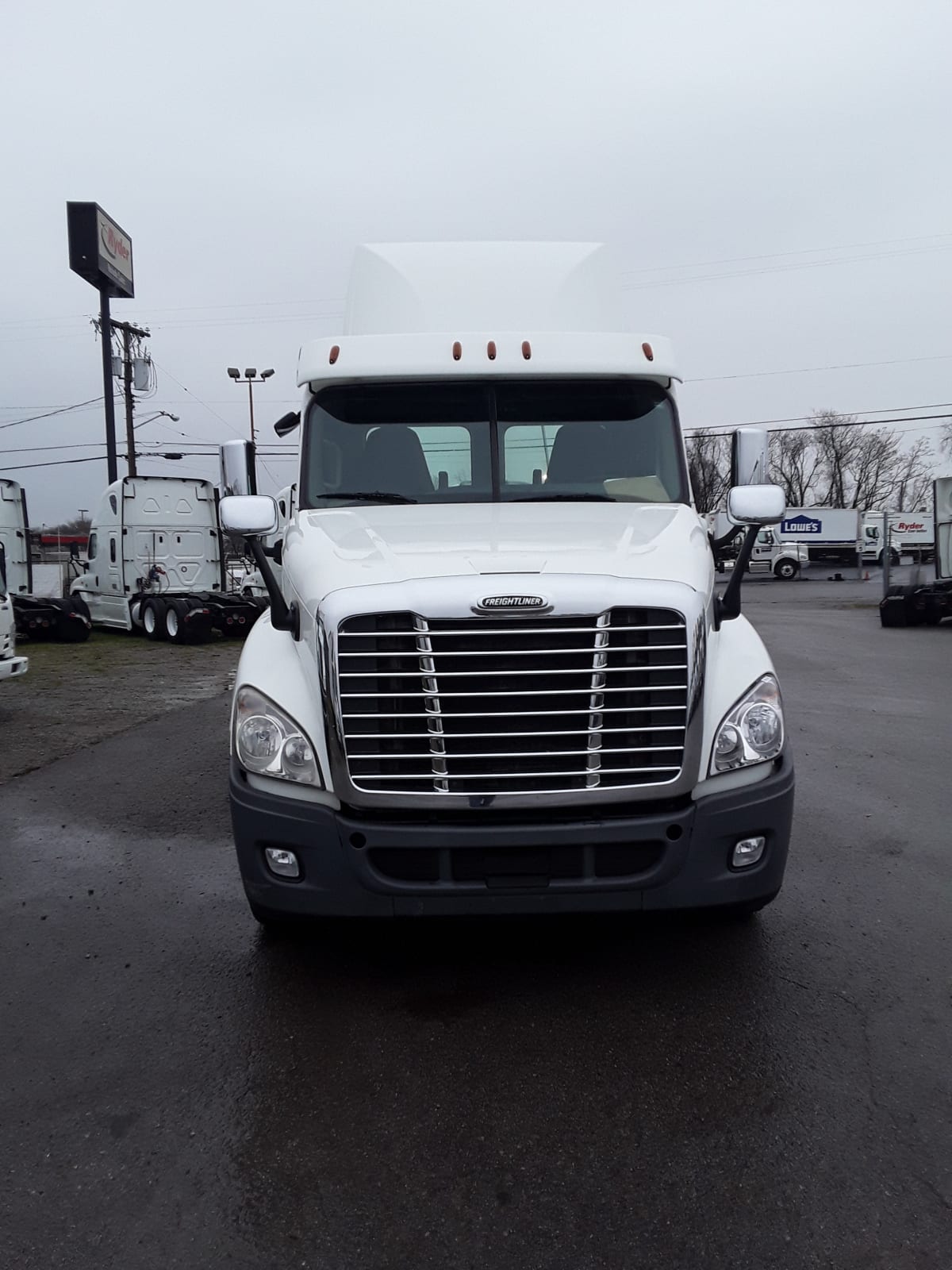 2018 Freightliner/Mercedes CASCADIA 125 761921