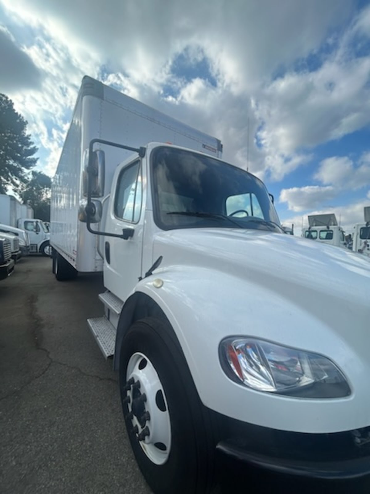 2018 Freightliner/Mercedes M2 106 761928