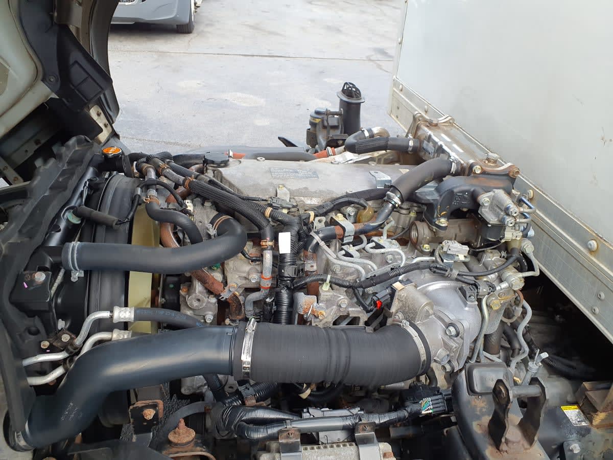 2018 Isuzu NPR HD 761932