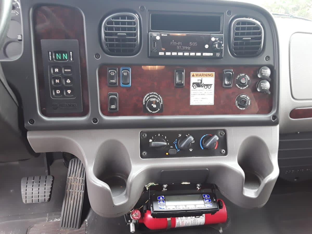 2018 Freightliner/Mercedes M2 106 761938