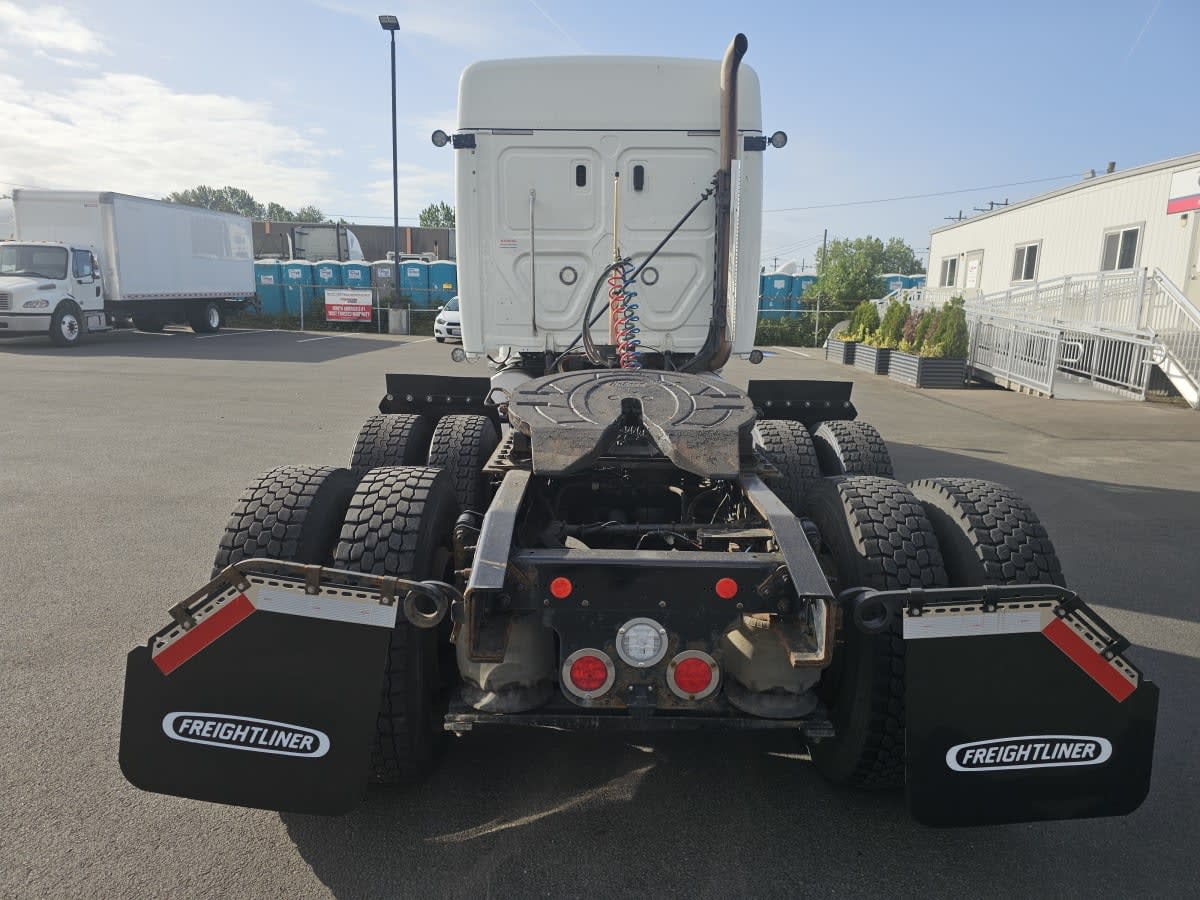 2018 Freightliner/Mercedes CASCADIA 125 762047