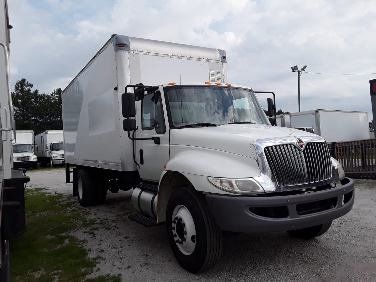 2018 Navistar International 4300 762236