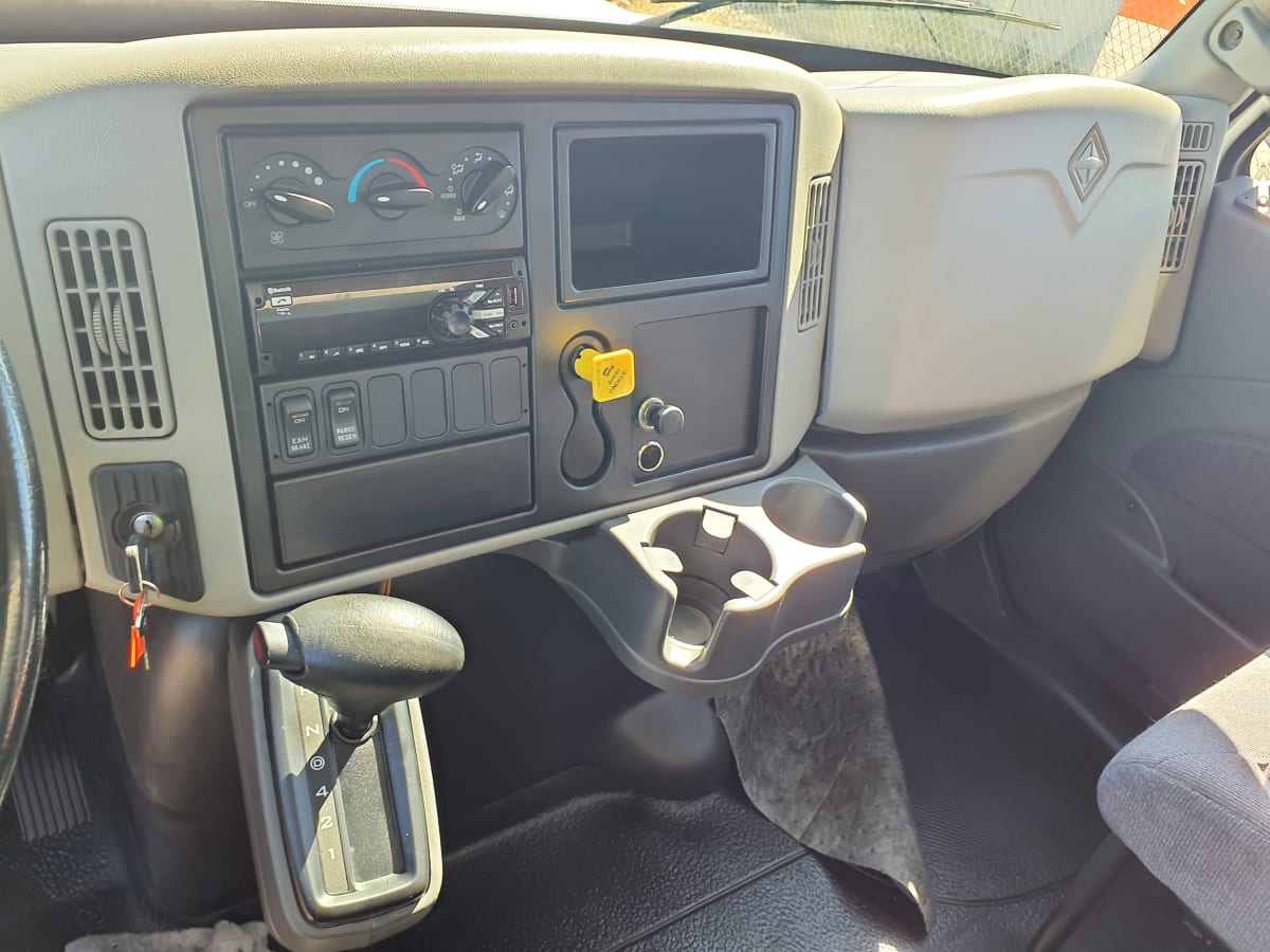 2018 Navistar International 4300 762295