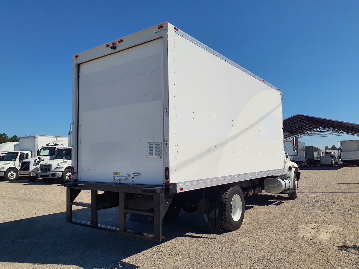 2018 Navistar International 4300 762295