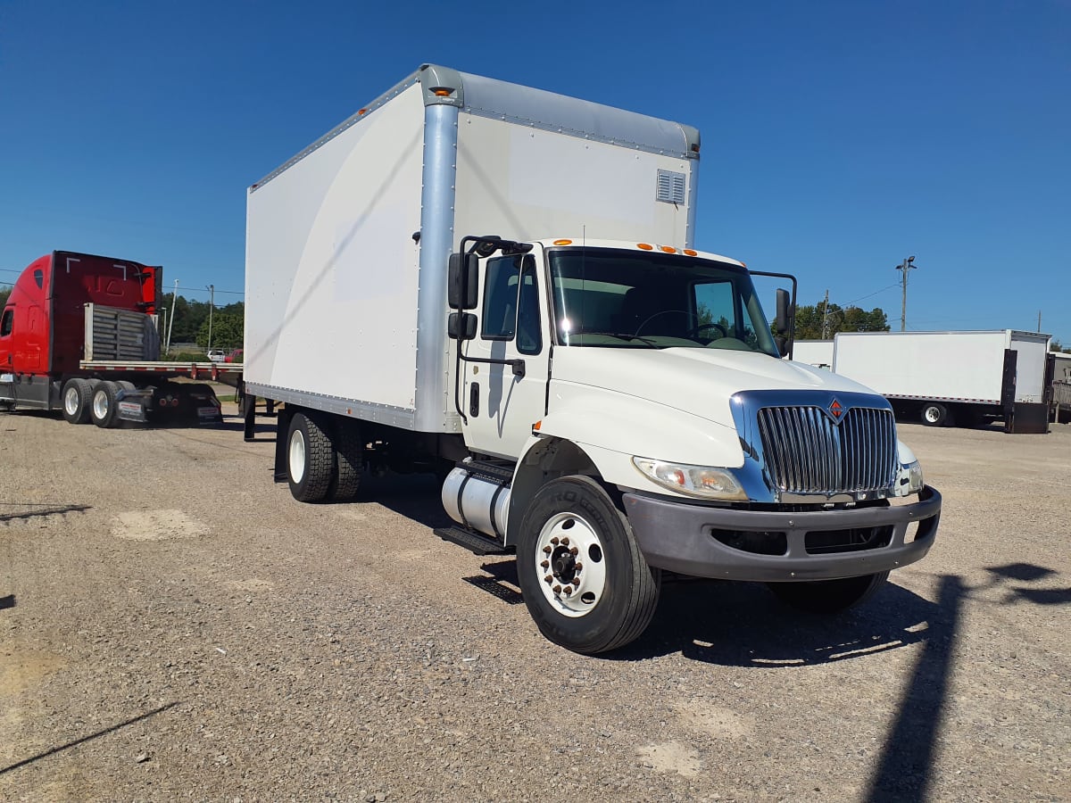 2018 Navistar International 4300 762295