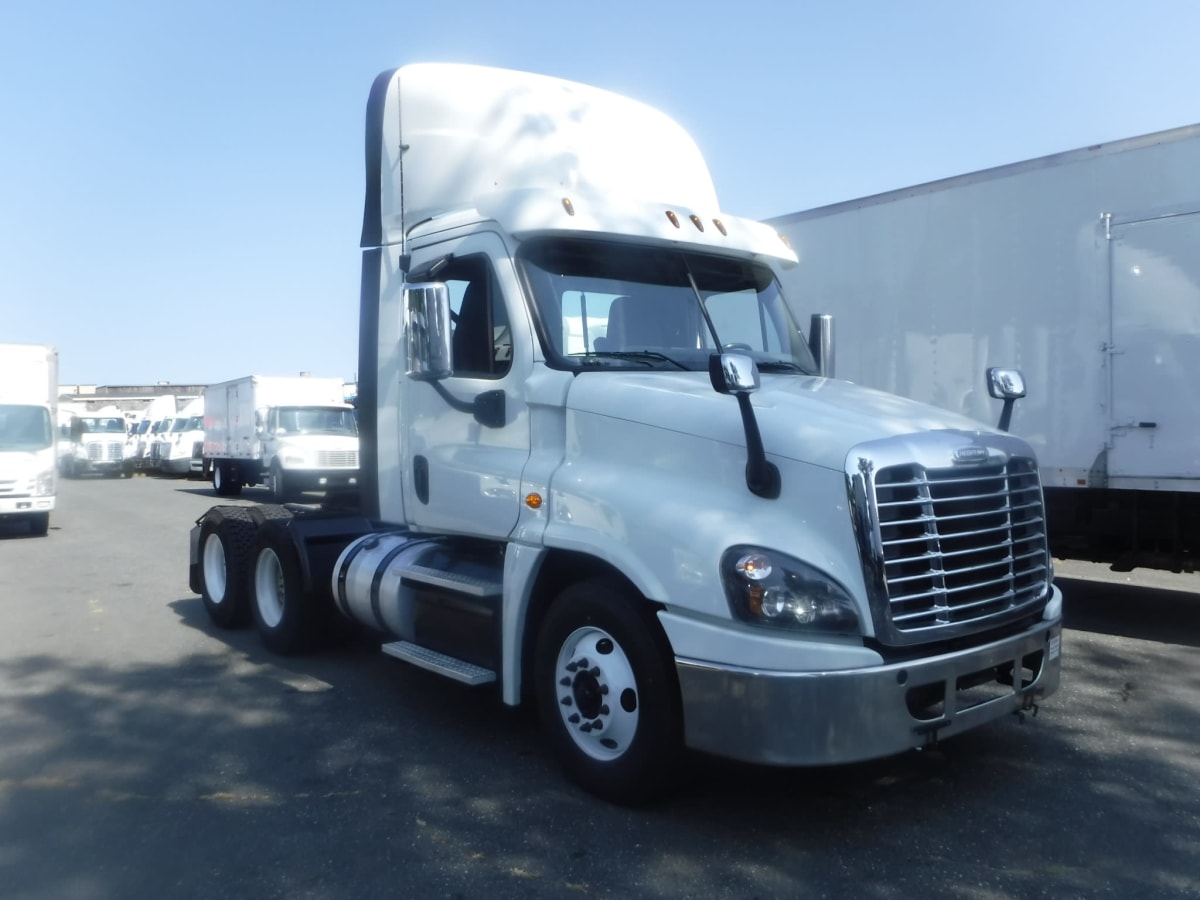 2018 Freightliner/Mercedes CASCADIA 125 762381