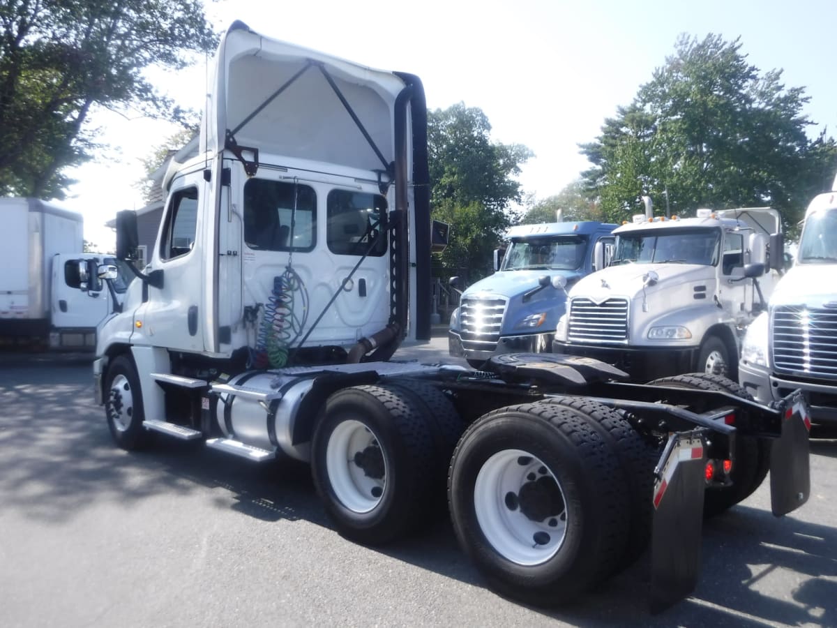 2018 Freightliner/Mercedes CASCADIA 125 762381