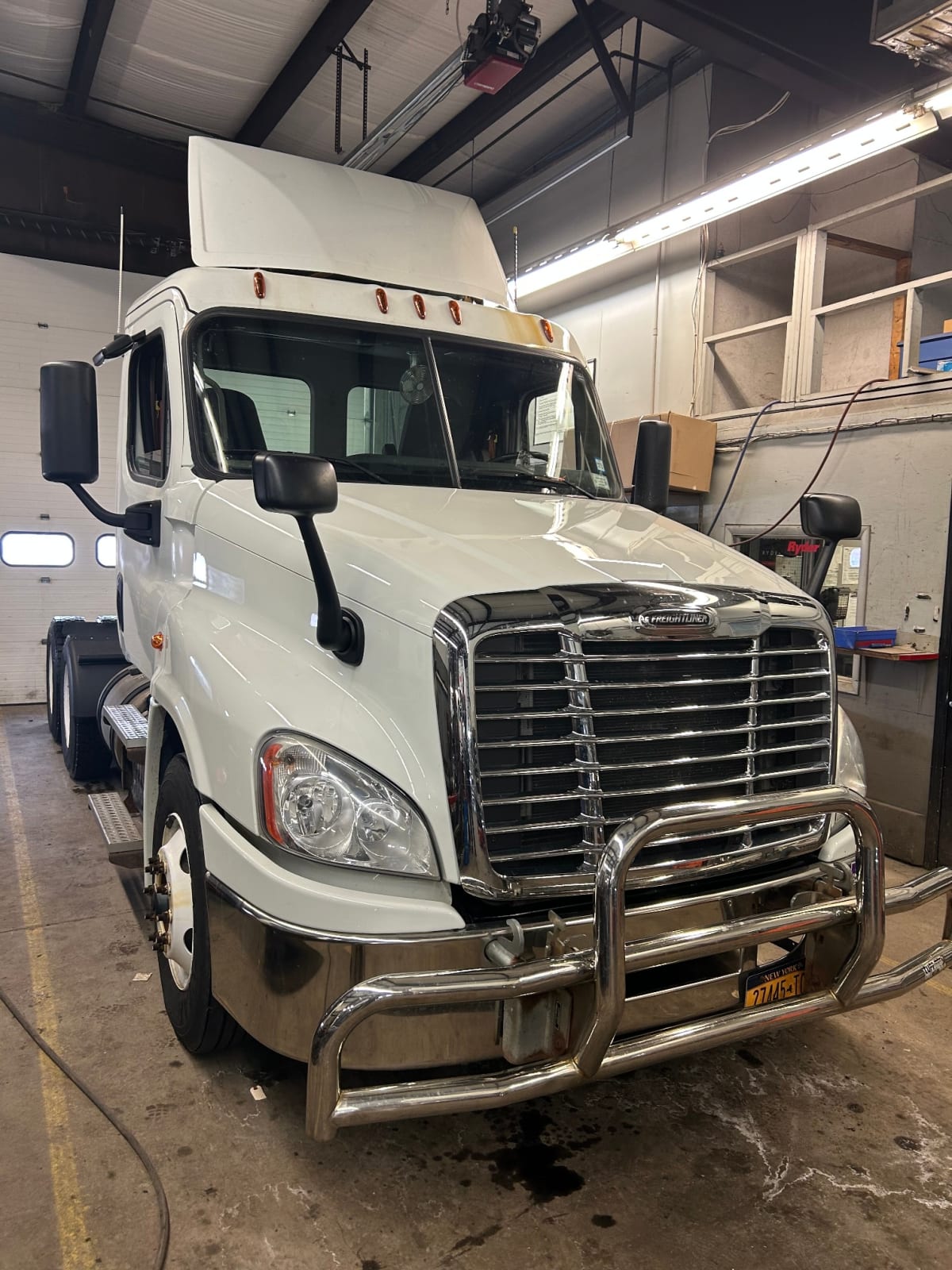 2018 Freightliner - image 2
