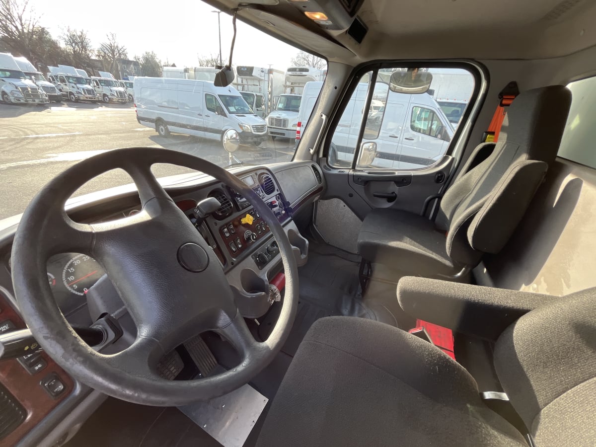 2018 Freightliner/Mercedes M2 106 762727