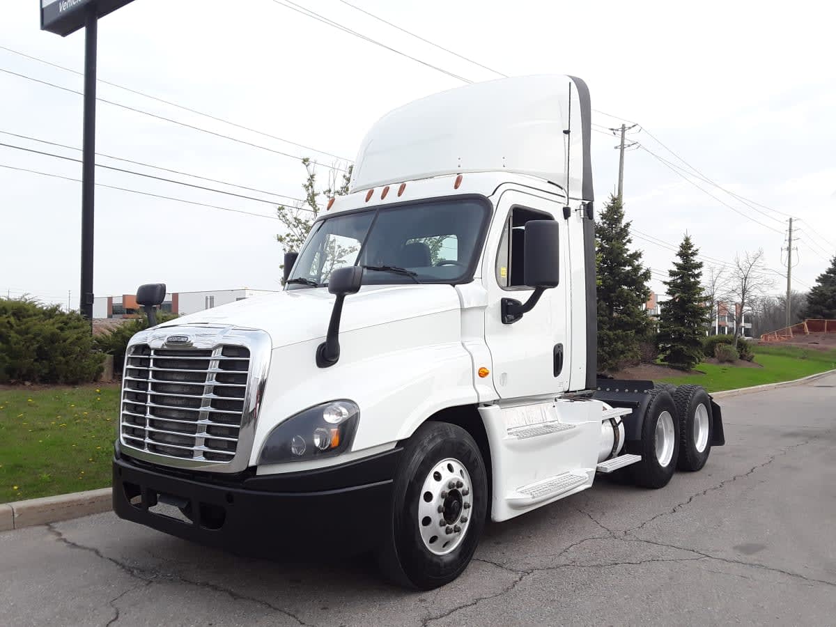 2018 FREIGHTLINER/MERCEDES CASCADIA 125 762741 2018 FREIGHTLINER/MERCEDES CASCADIA 125 762741