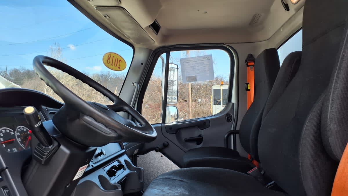 2018 Freightliner/Mercedes M2 106 762891