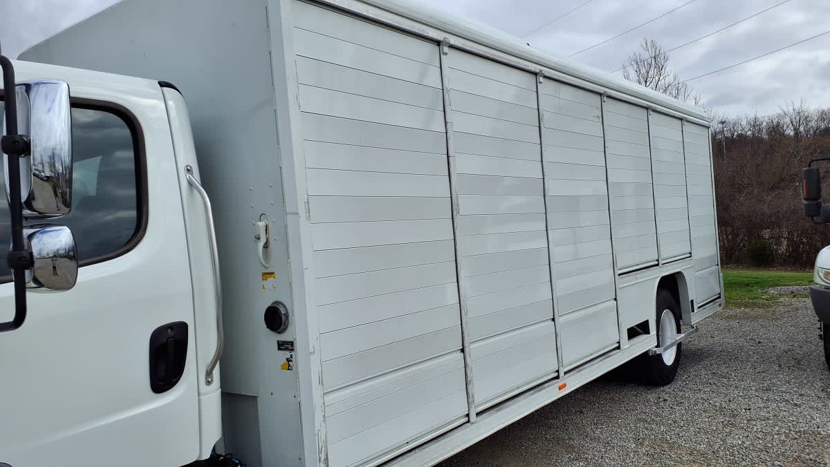 2018 Freightliner/Mercedes M2 106 762892