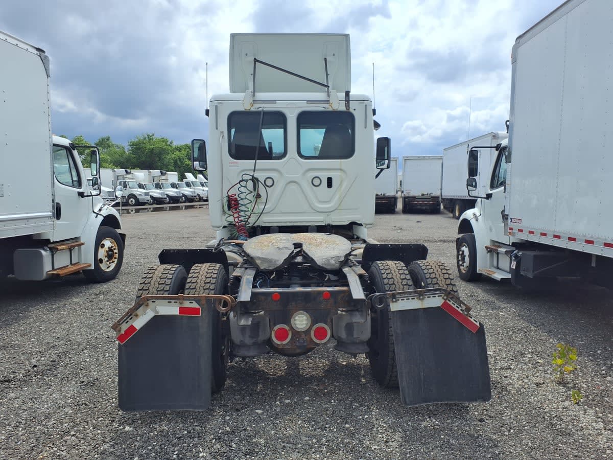 2018 Freightliner - image 5