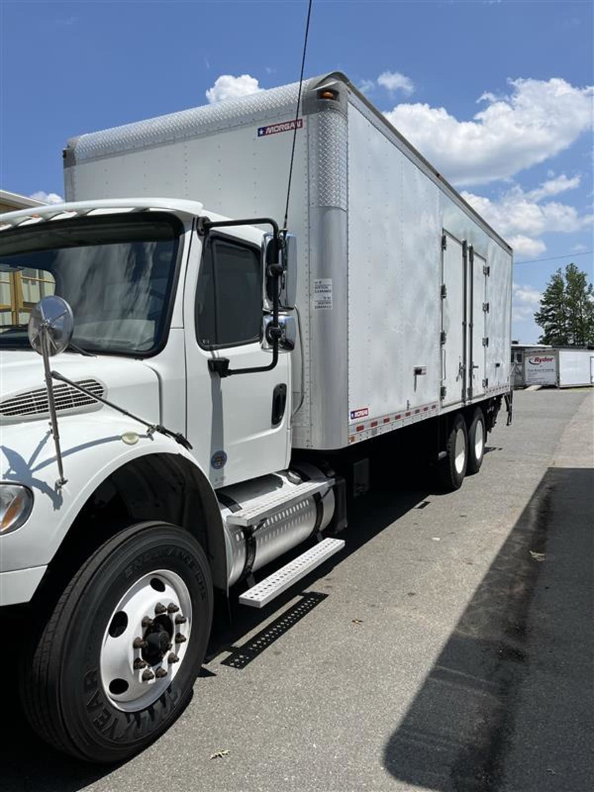 2018 Freightliner/Mercedes M2 106 763031