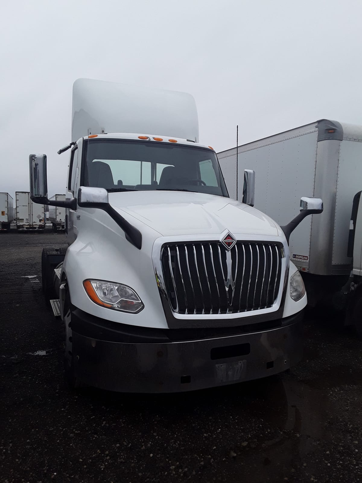 2018 Navistar International LT625 DAYCAB T/A 763034