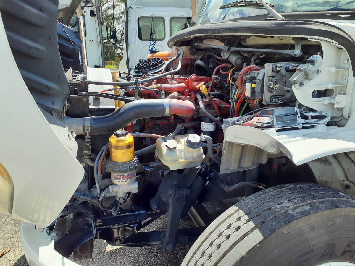 2018 Freightliner M2 106 763179