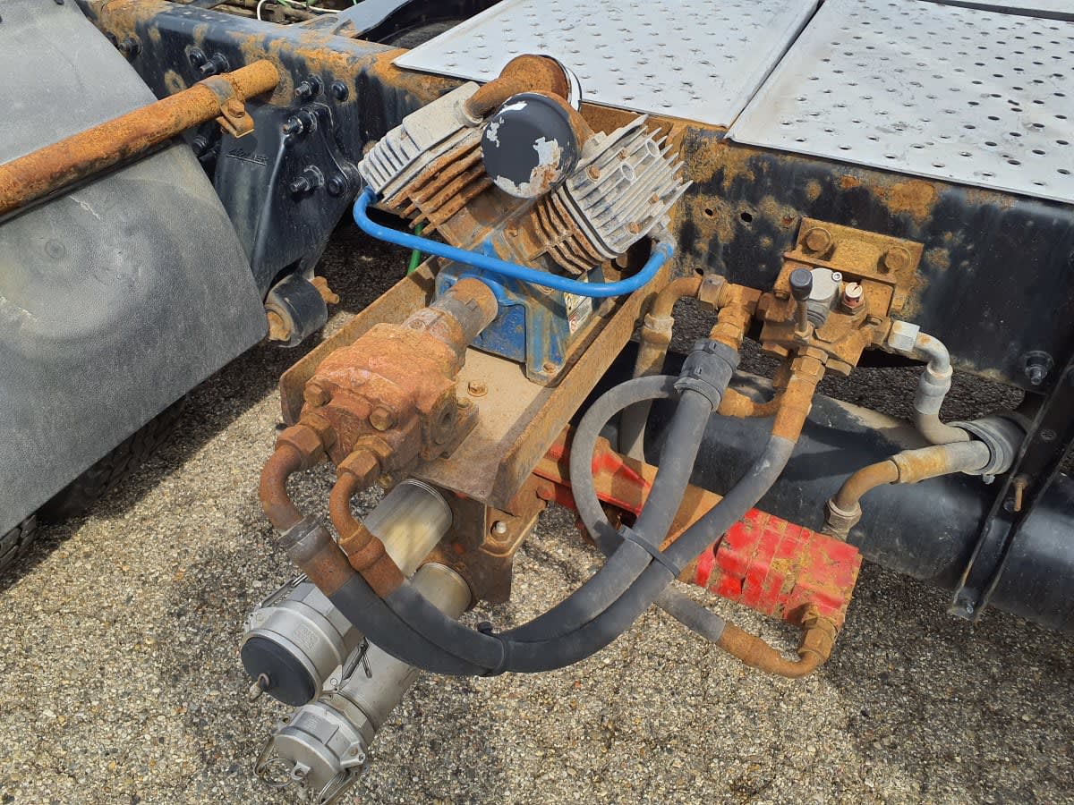 2018 Freightliner/Mercedes CASCADIA 113 763352