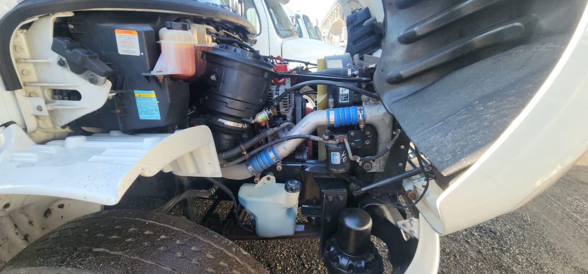 2018 Freightliner/Mercedes M2 106 763753