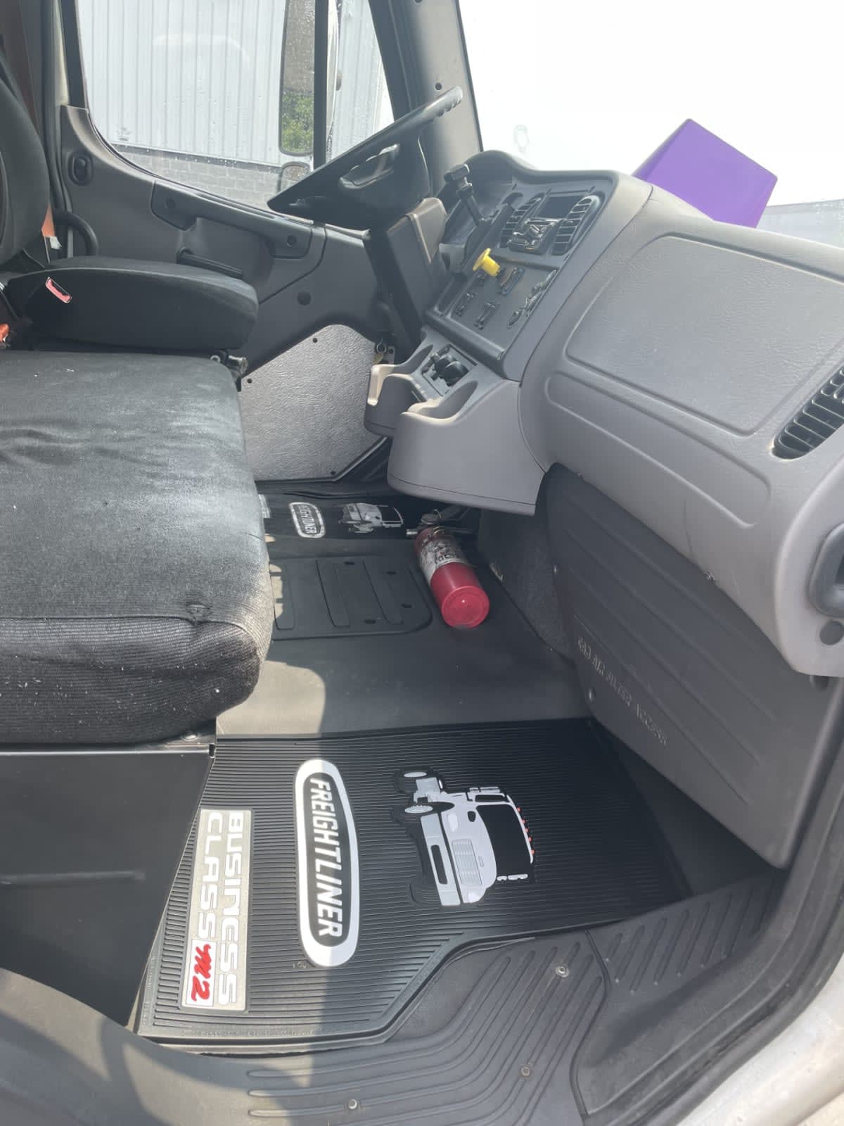 2018 Freightliner M2 106 763882