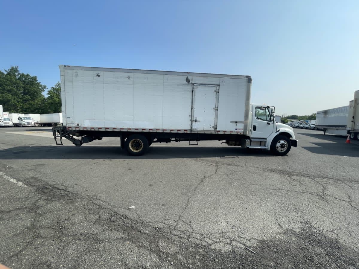 2018 Freightliner M2 106 763884