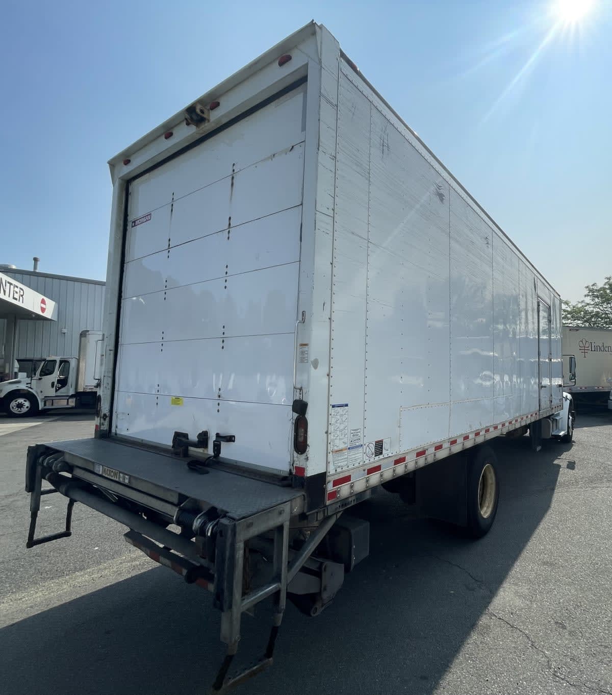 2018 Freightliner M2 106 763884