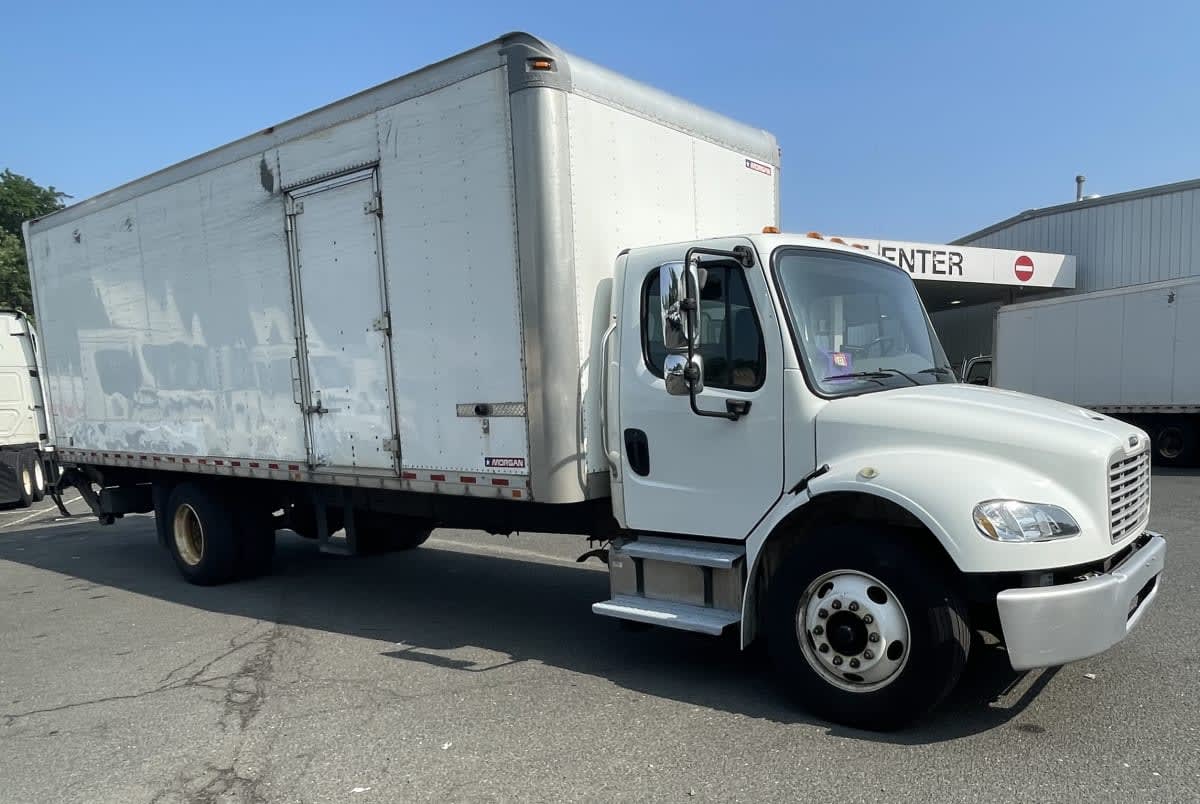 2018 Freightliner M2 106 763884