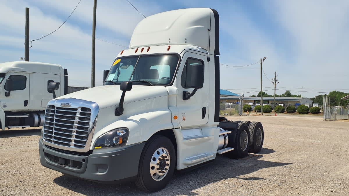 2018 Freightliner/Mercedes CASCADIA 125 764008 2018 Freightliner/Mercedes CASCADIA 125 764008