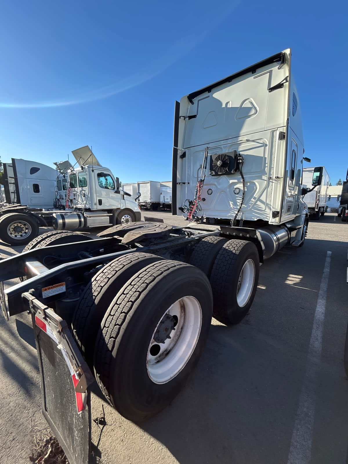 2018 Freightliner - image 4