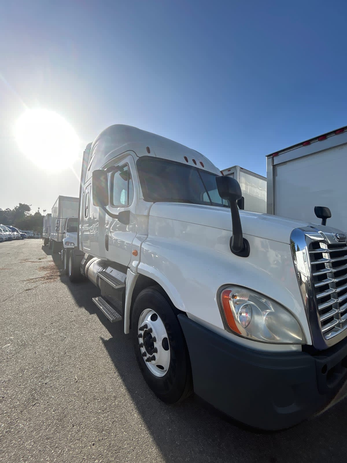 2018 Freightliner/Mercedes CASCADIA 125 764151