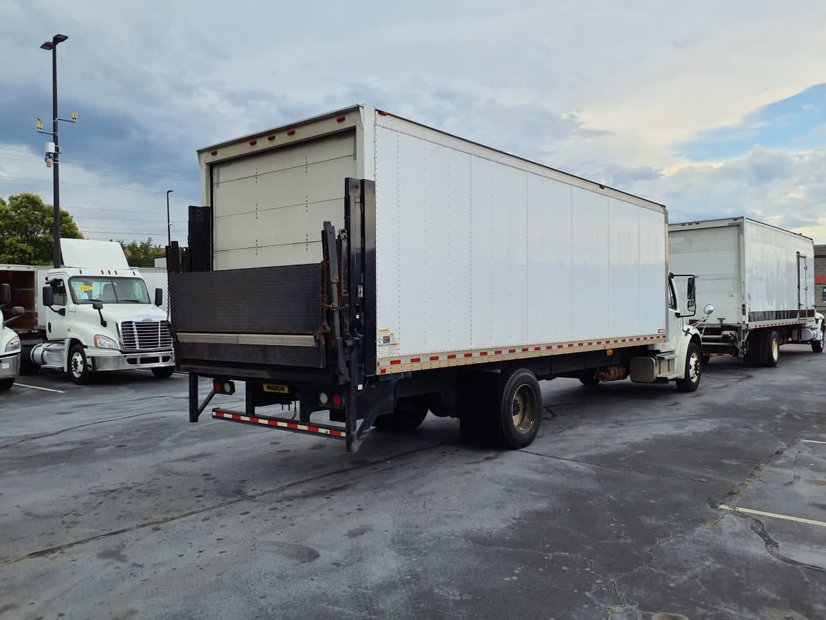 2018 Freightliner M2 106 764206