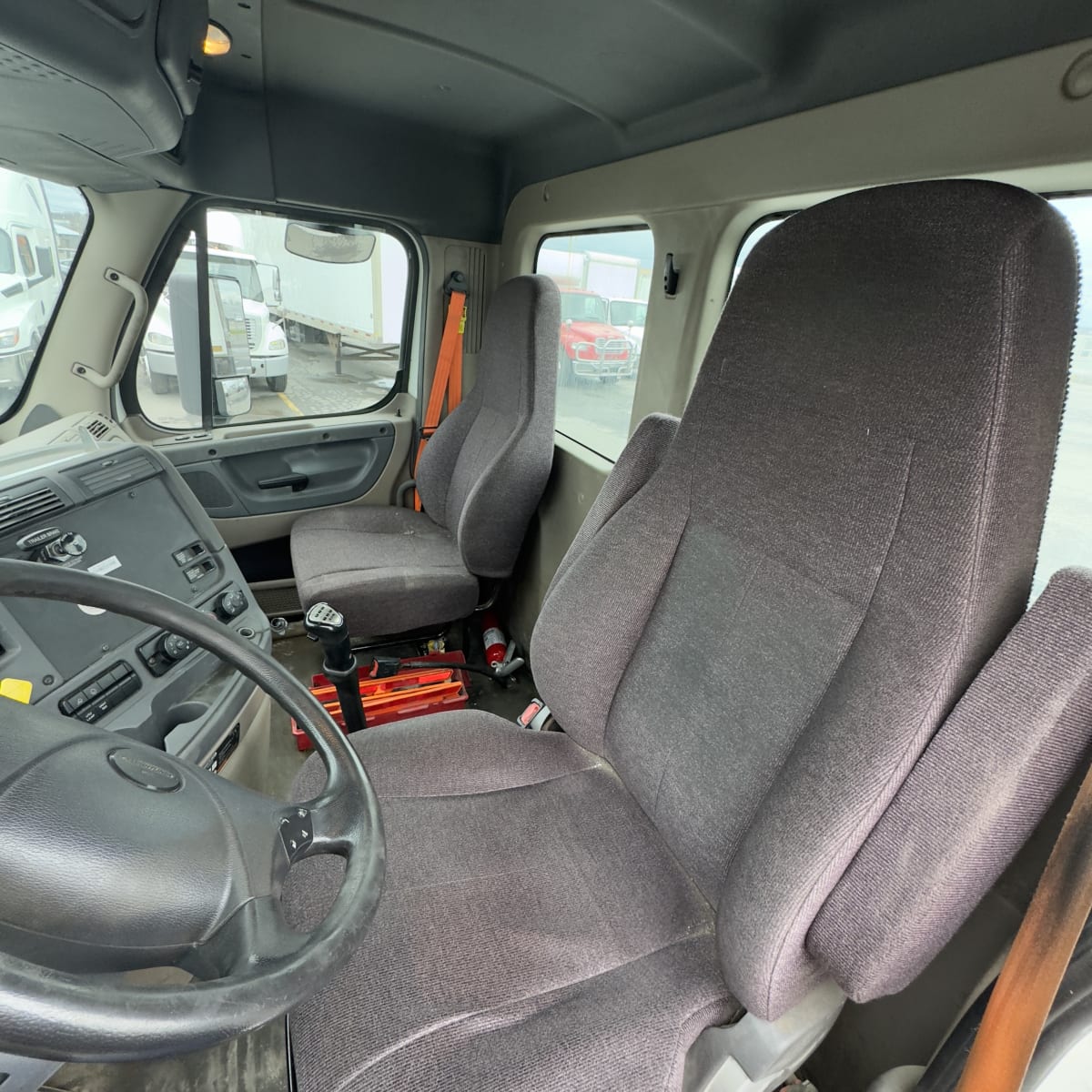 2018 Freightliner/Mercedes CASCADIA 125 764280