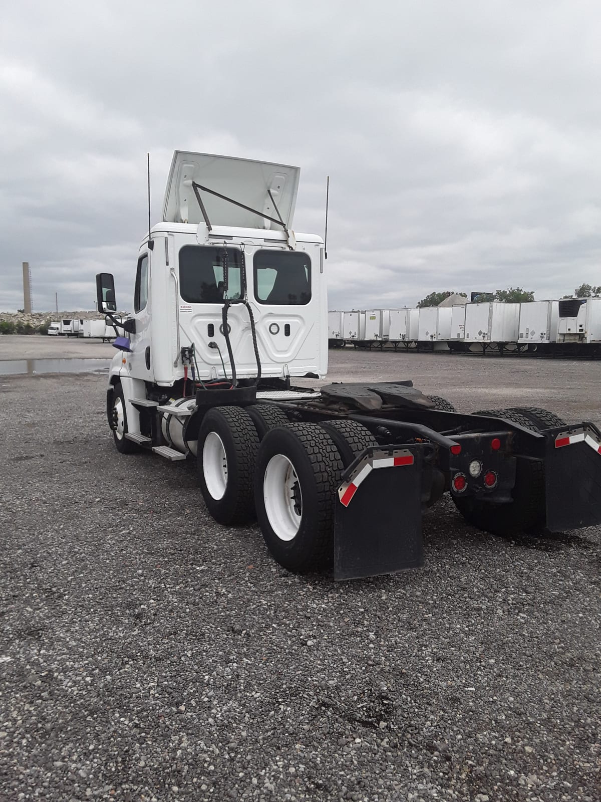 2018 Freightliner/Mercedes CASCADIA 125 764318