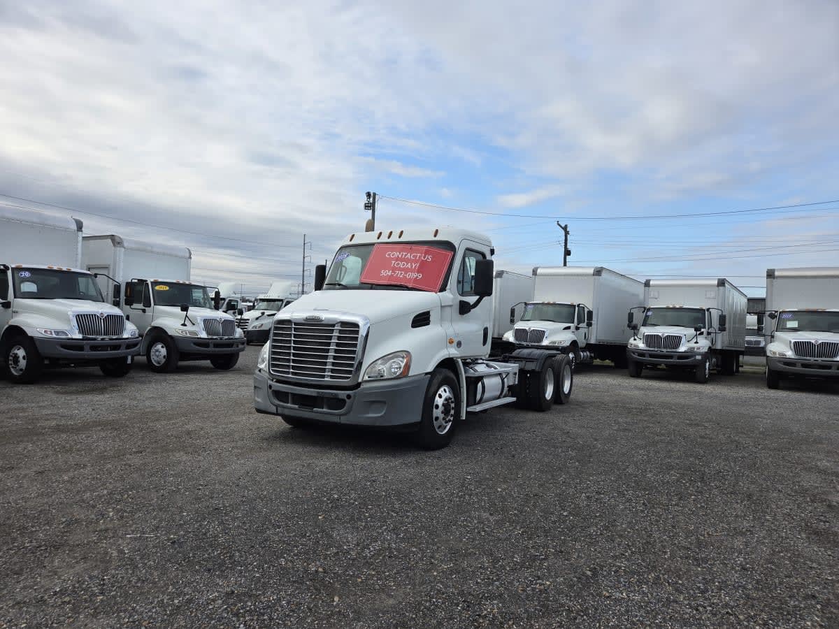 2018 Freightliner - image 1