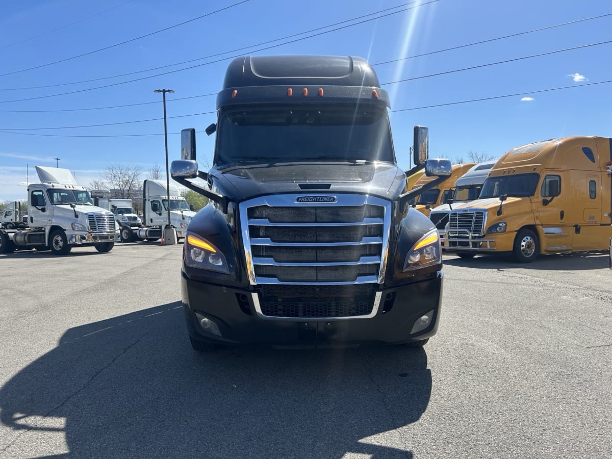 2018 Freightliner/Mercedes NEW CASCADIA PX12664 764610