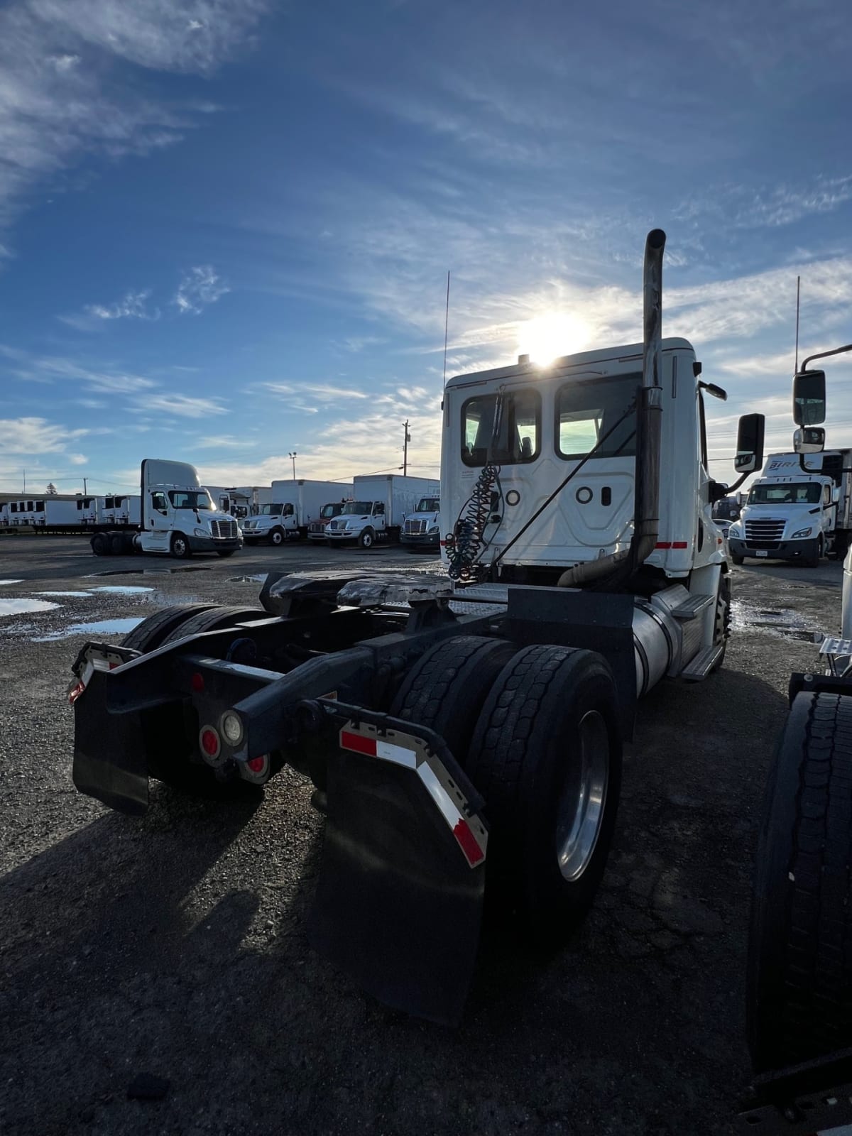 2018 Freightliner - image 4