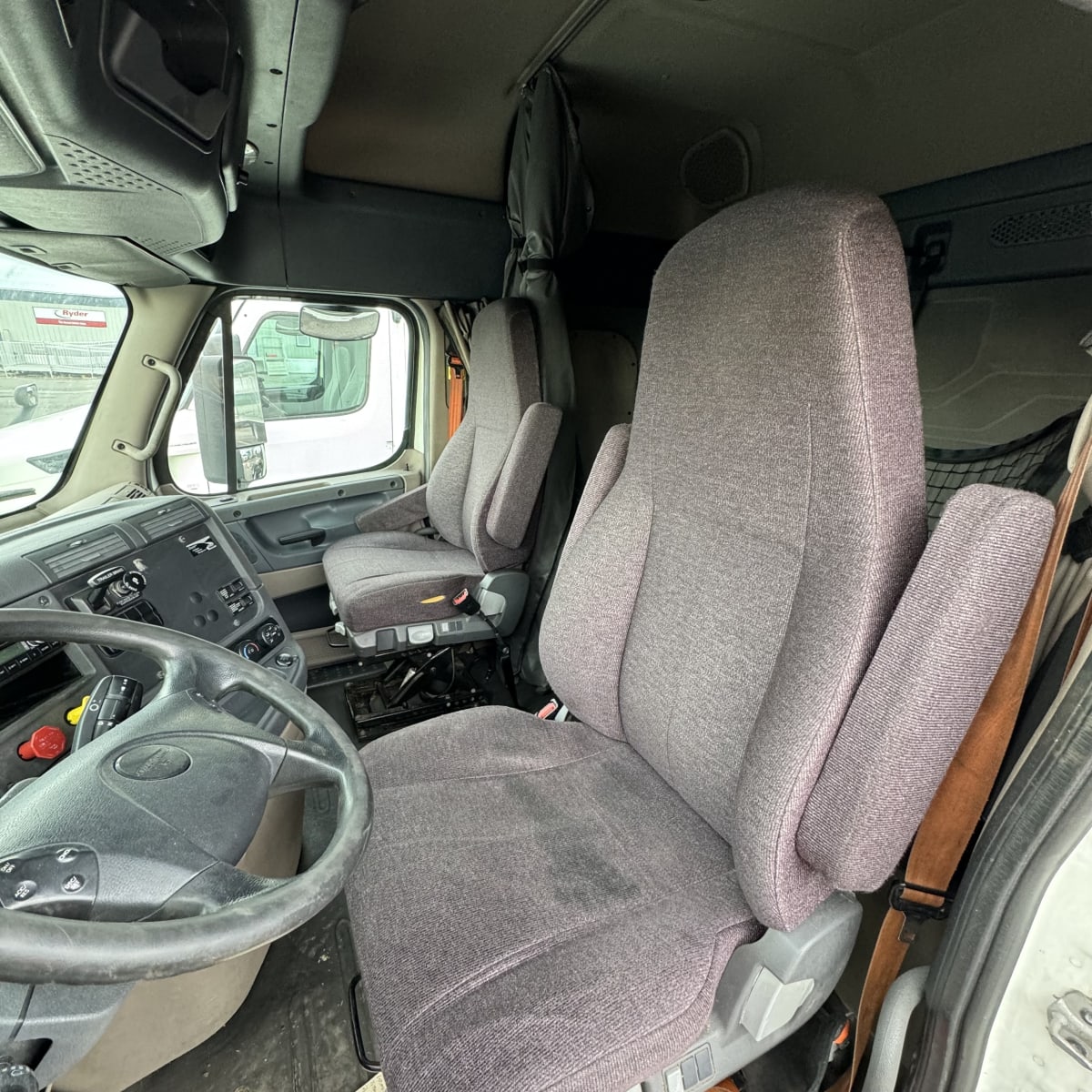 2018 Freightliner/Mercedes CASCADIA 125 764887