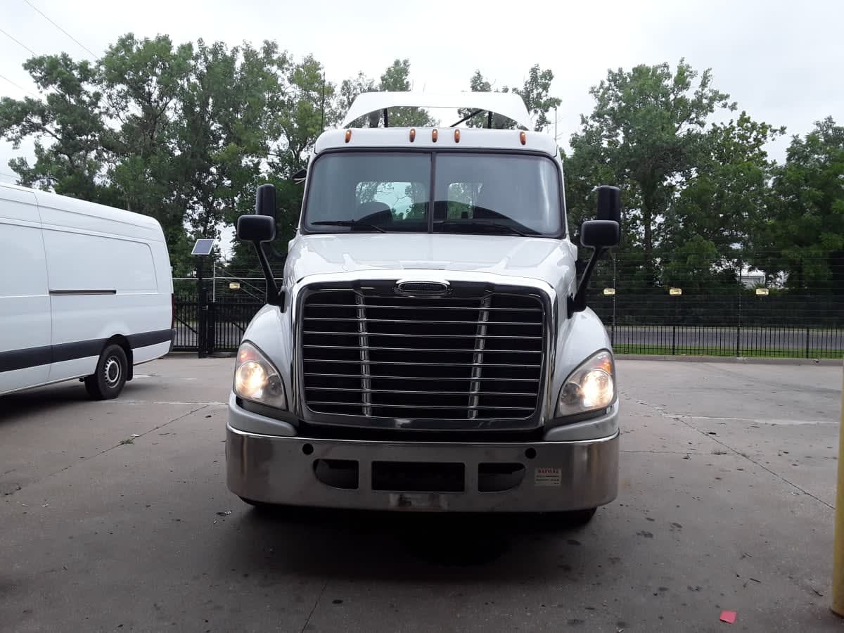 2016 Freightliner CASCADIA 125 765180