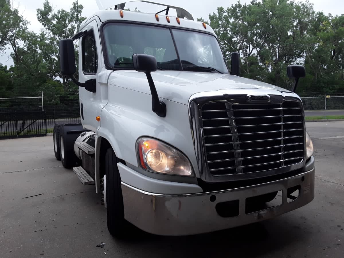 2016 Freightliner CASCADIA 125 765180