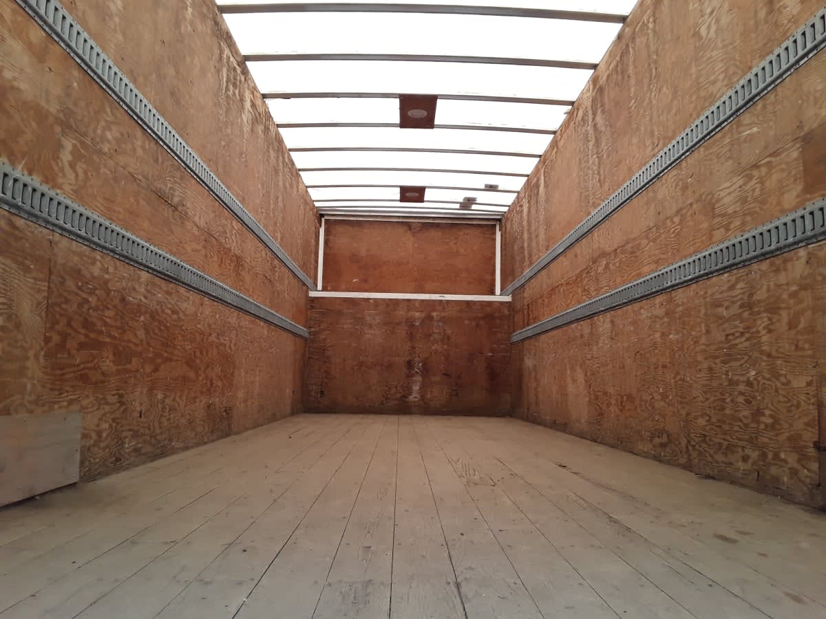 2018 Freightliner M2 106 765366