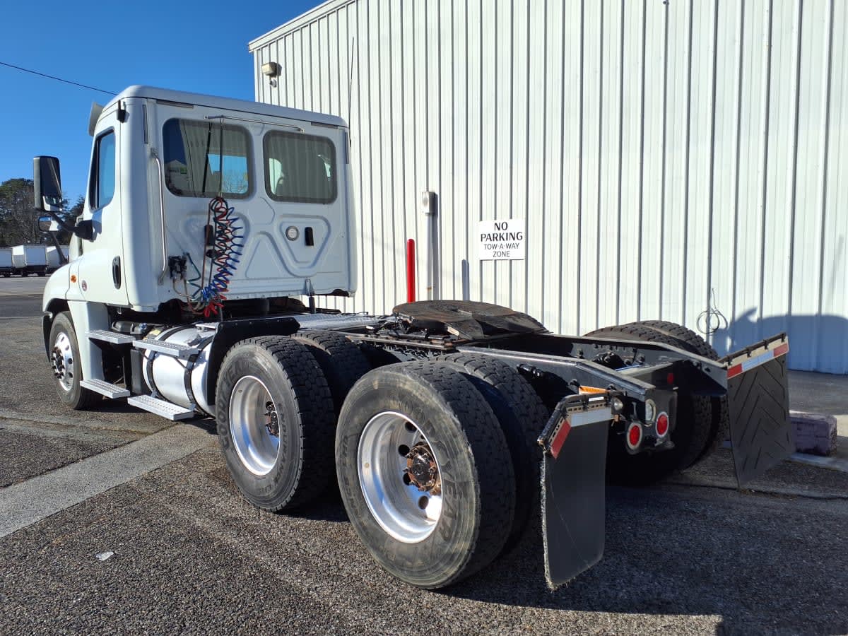 2018 Freightliner/Mercedes CASCADIA 125 765529
