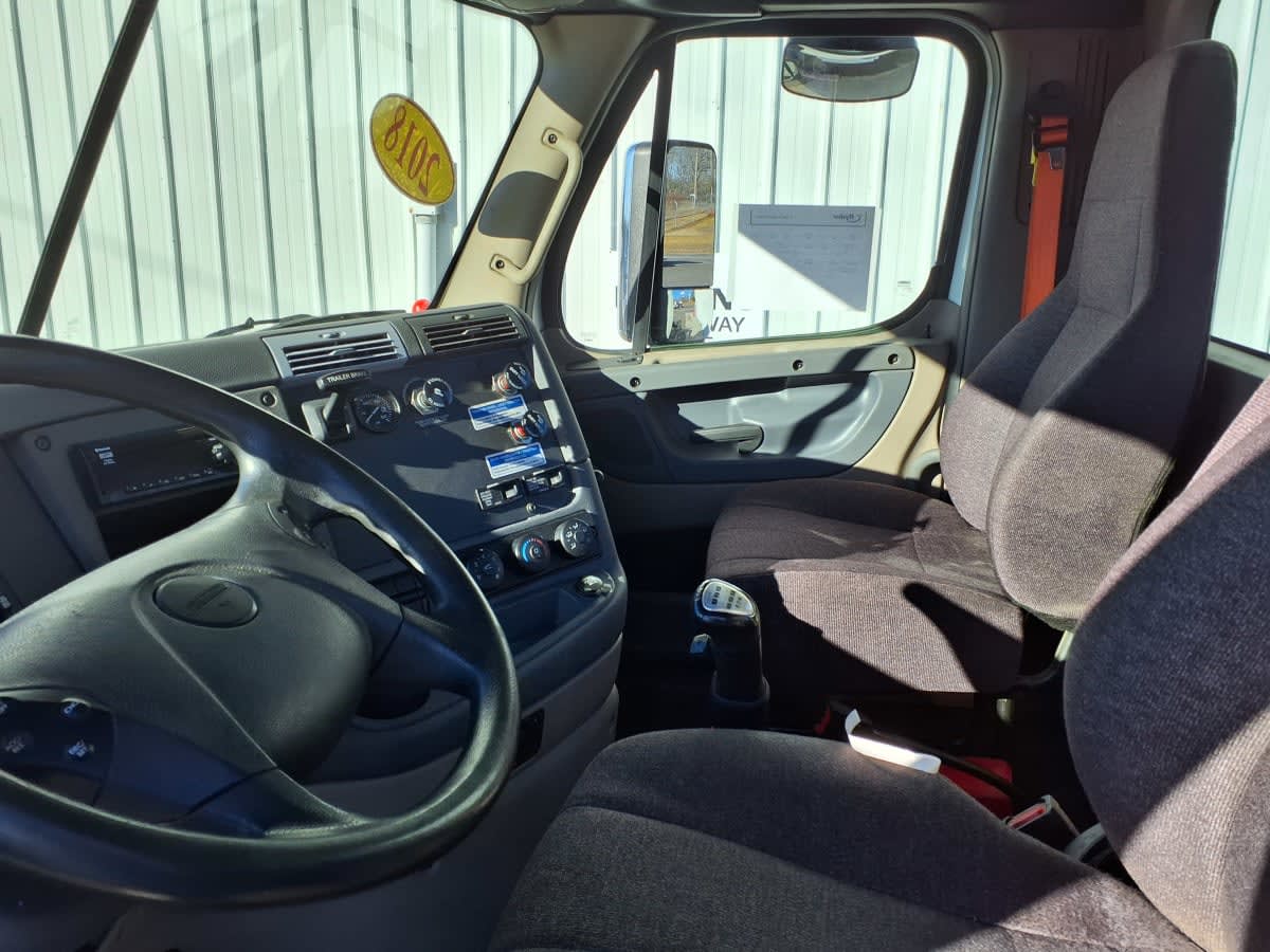 2018 Freightliner/Mercedes CASCADIA 125 765529