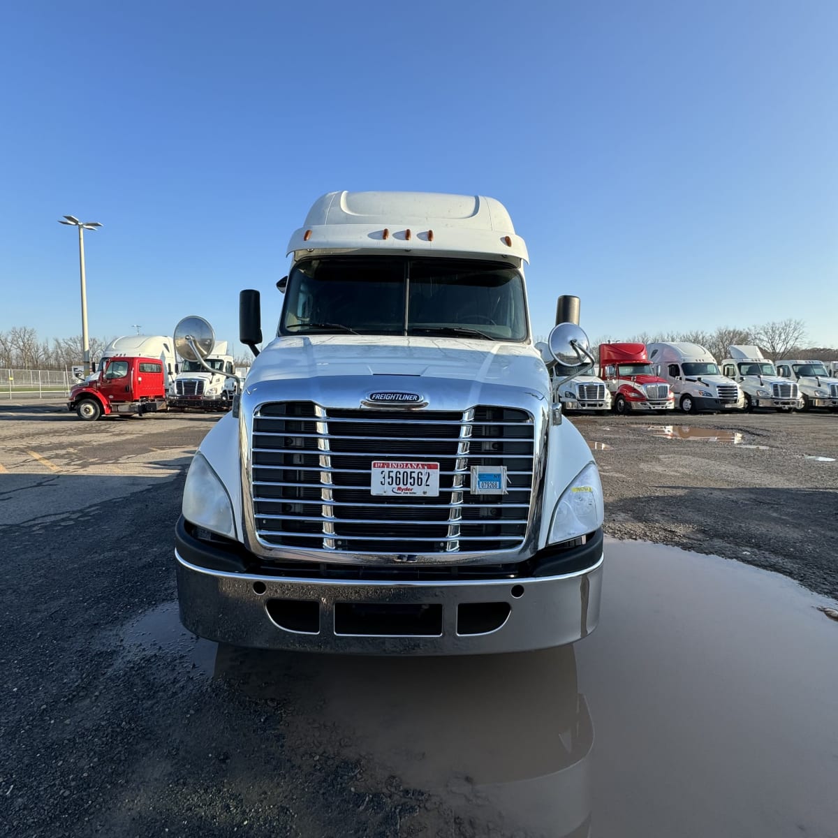 2018 Freightliner/Mercedes CASCADIA 125 765764