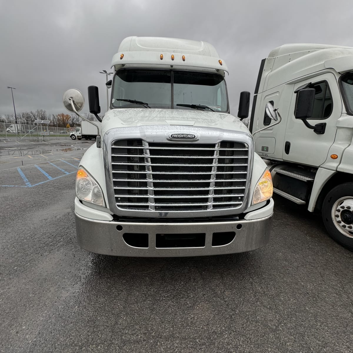 2018 Freightliner/Mercedes CASCADIA 125 765767